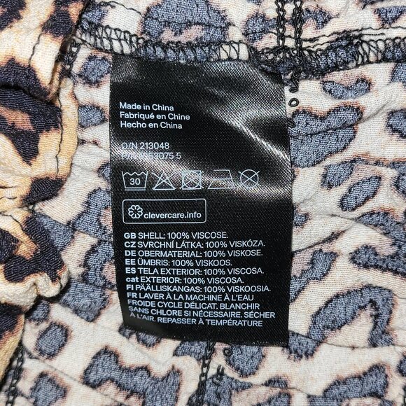 L | H&M | Leopard Print Puff Sleeve Crop Top - Picture 5 of 5